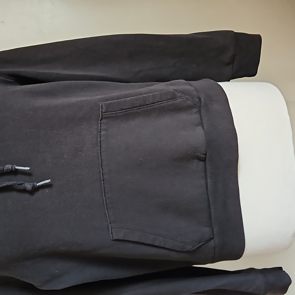 Pink Victoria's secret black pullover crop hoodie size medium - Picture 3 of 13